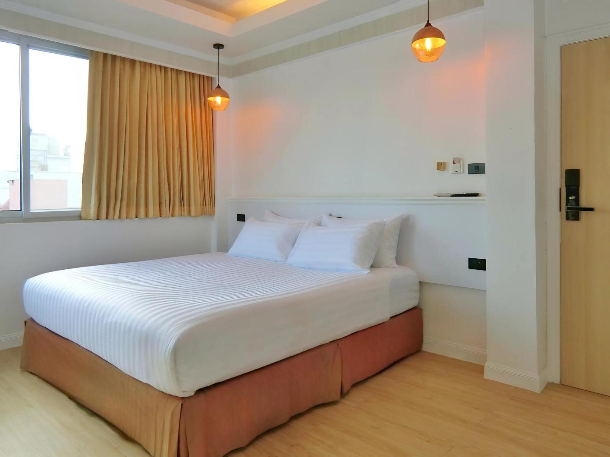 Sira Boutique Residence - Newly Renovated Patong Kültér fotó