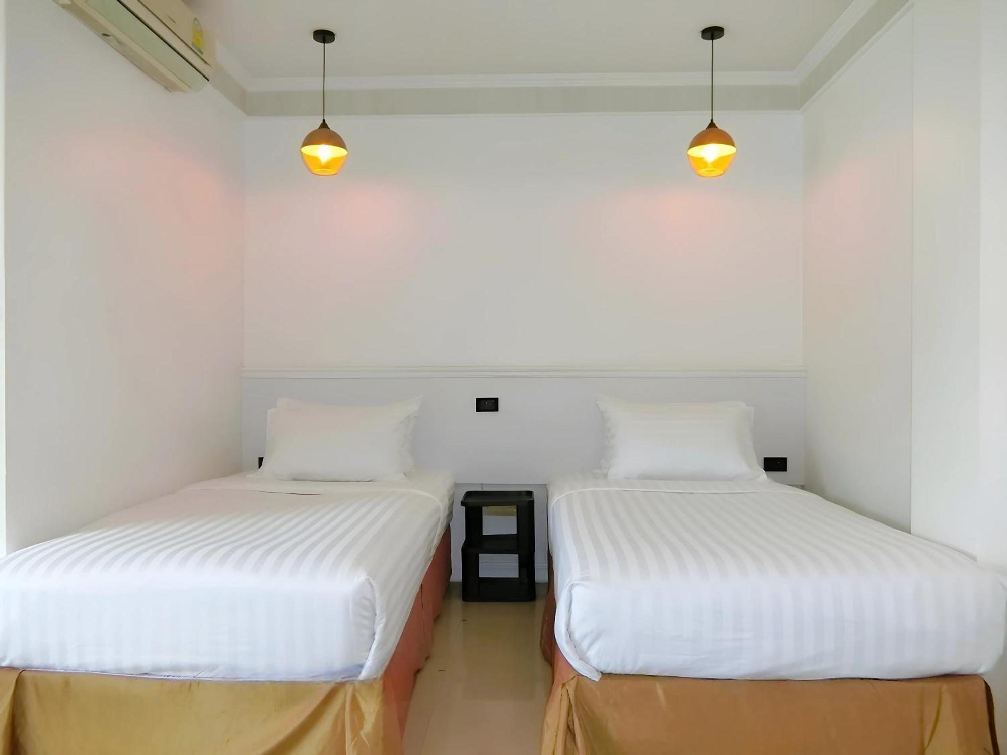 Sira Boutique Residence - Newly Renovated Patong Kültér fotó