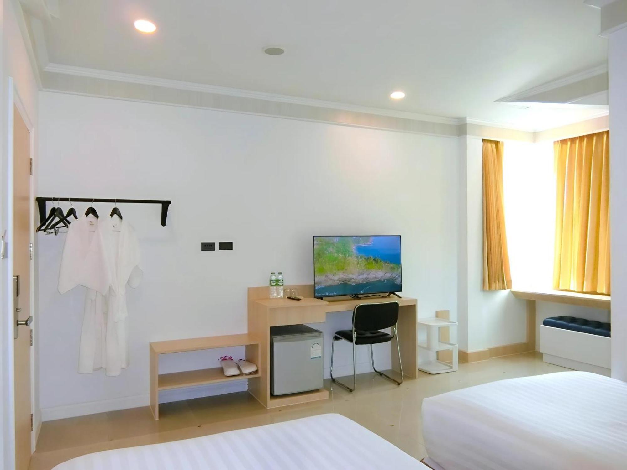 Sira Boutique Residence - Newly Renovated Patong Kültér fotó