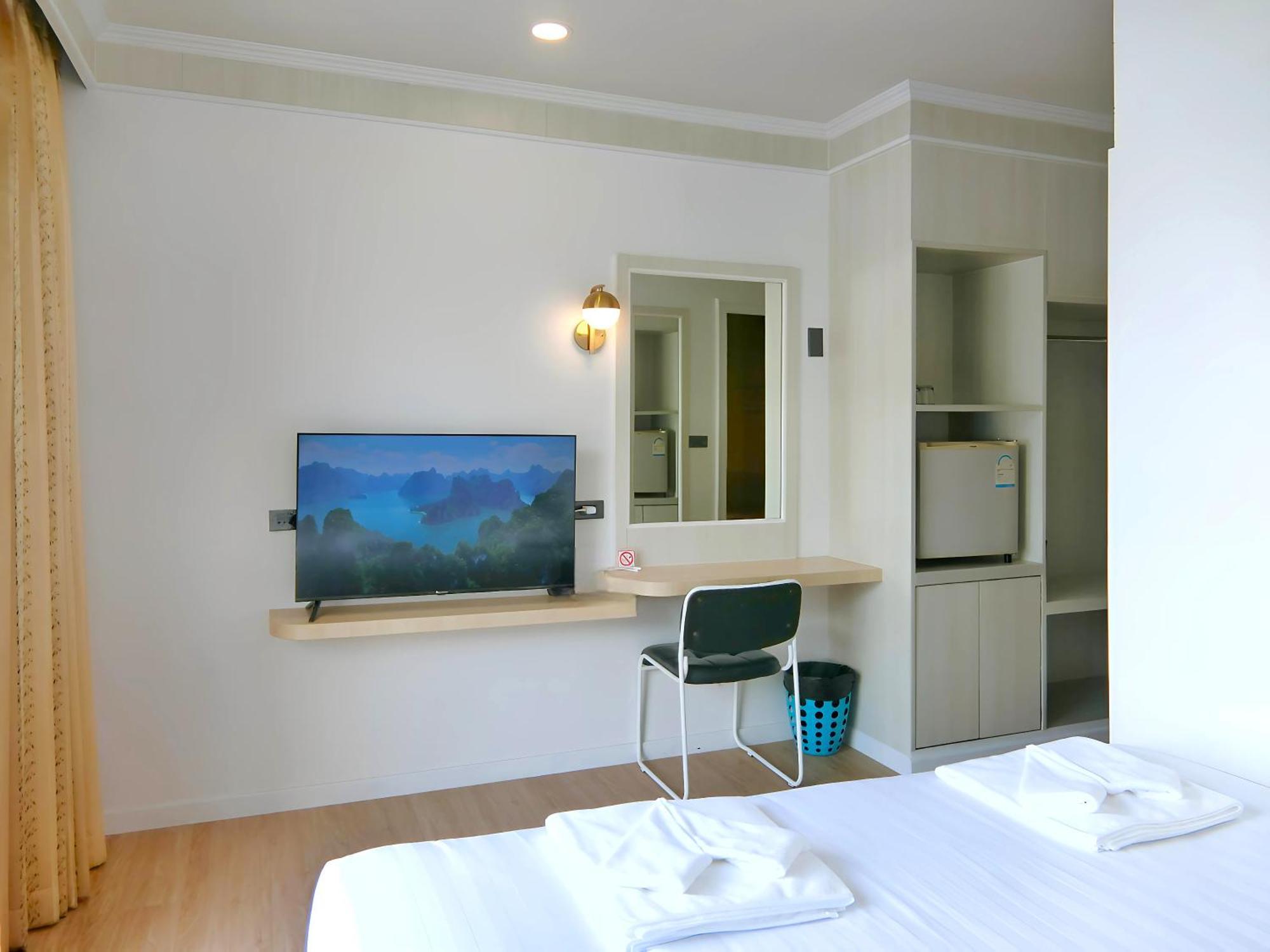 Sira Boutique Residence - Newly Renovated Patong Kültér fotó