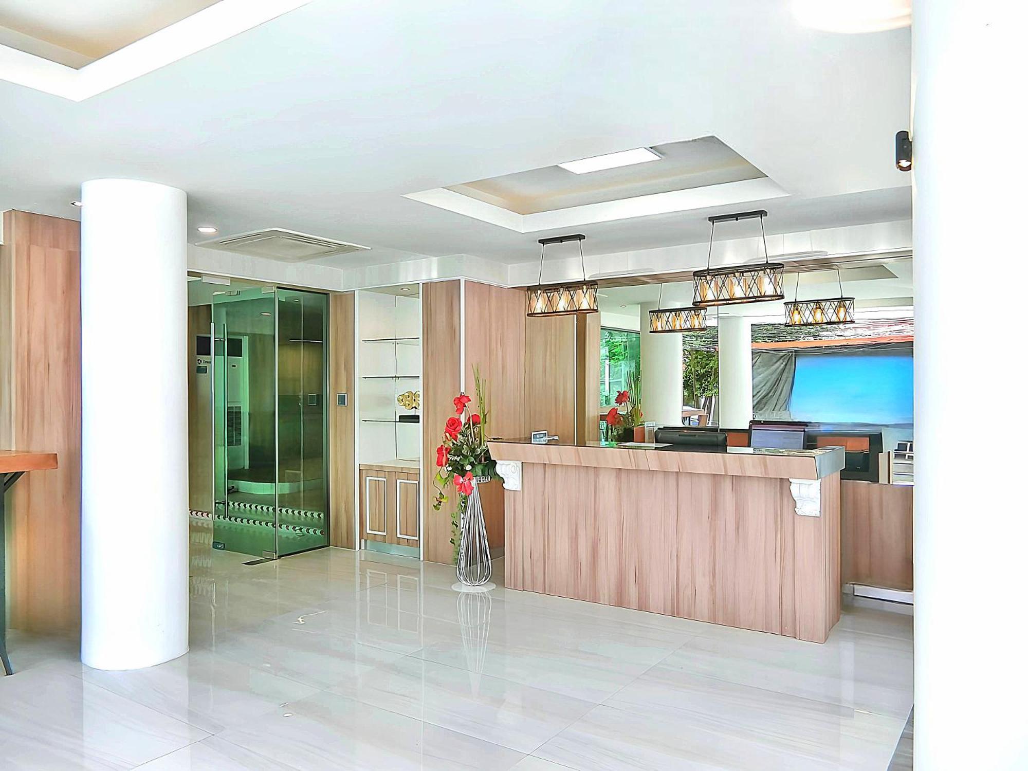 Sira Boutique Residence - Newly Renovated Patong Kültér fotó