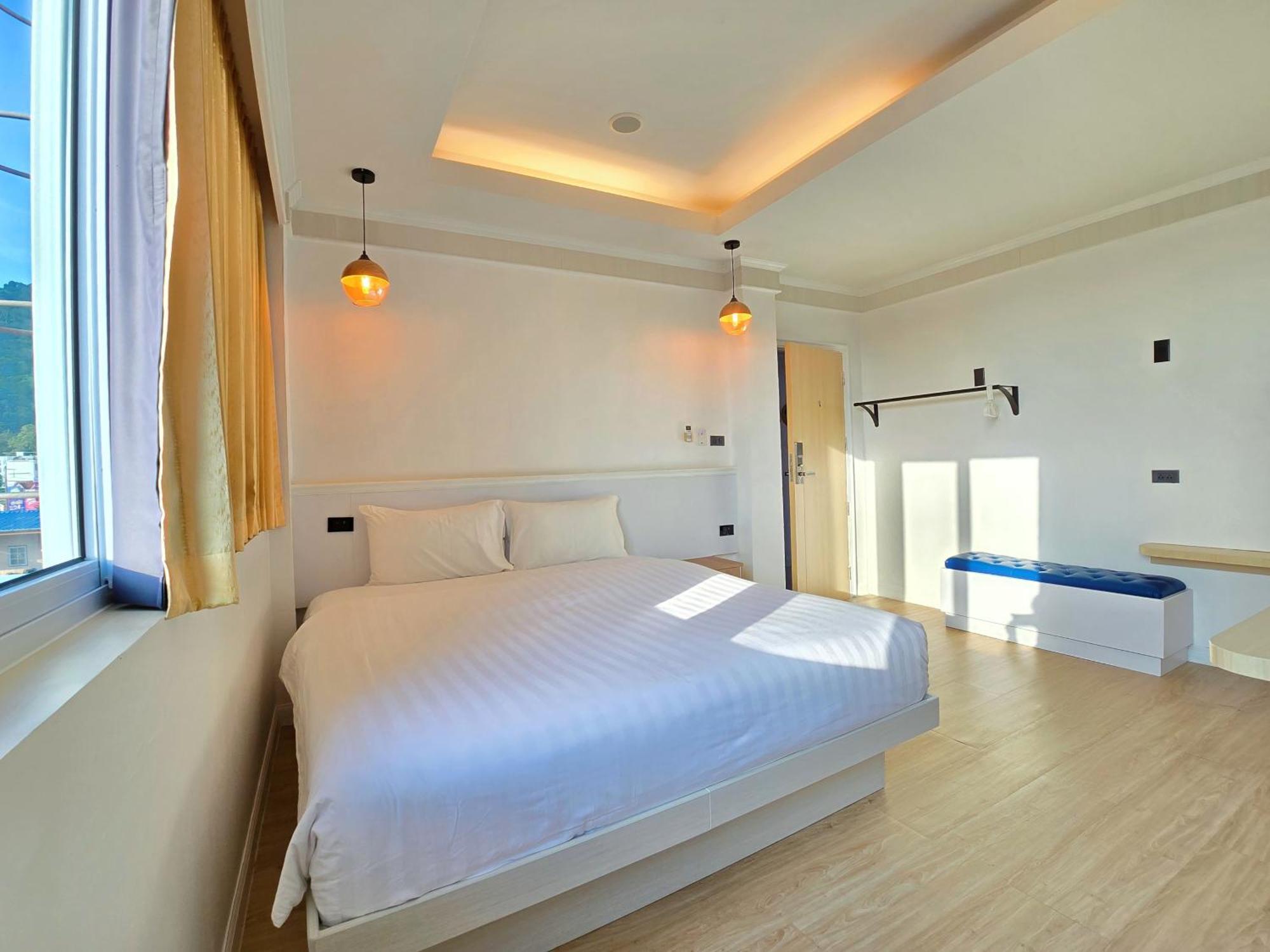 Sira Boutique Residence - Newly Renovated Patong Kültér fotó