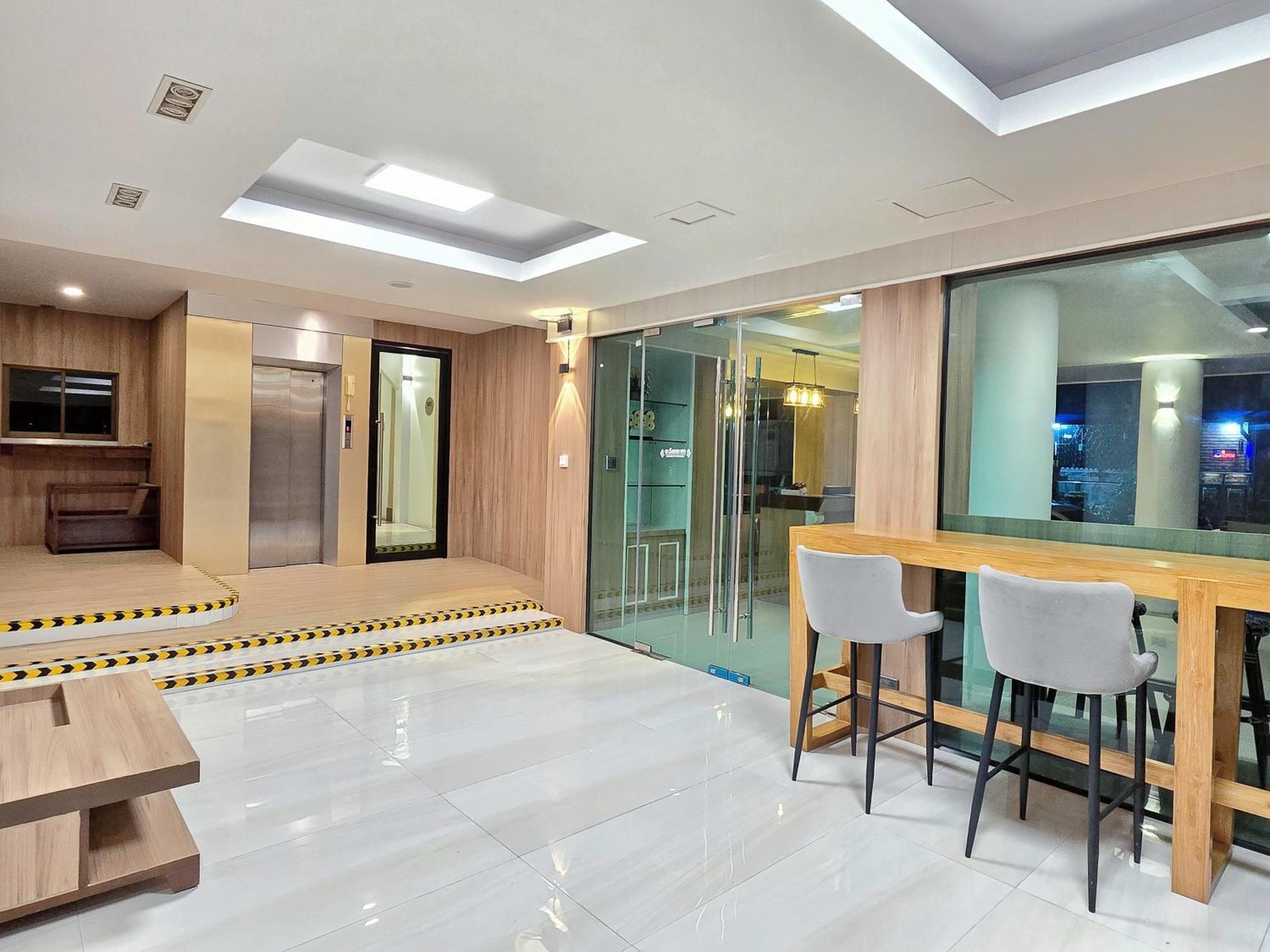 Sira Boutique Residence - Newly Renovated Patong Kültér fotó