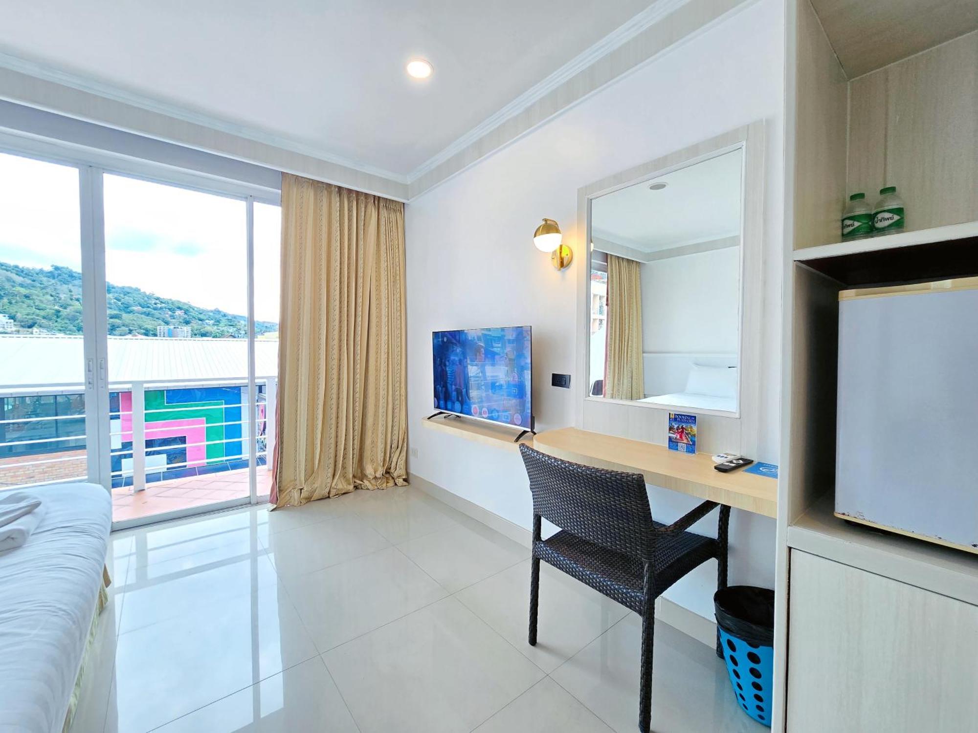 Sira Boutique Residence - Newly Renovated Patong Kültér fotó