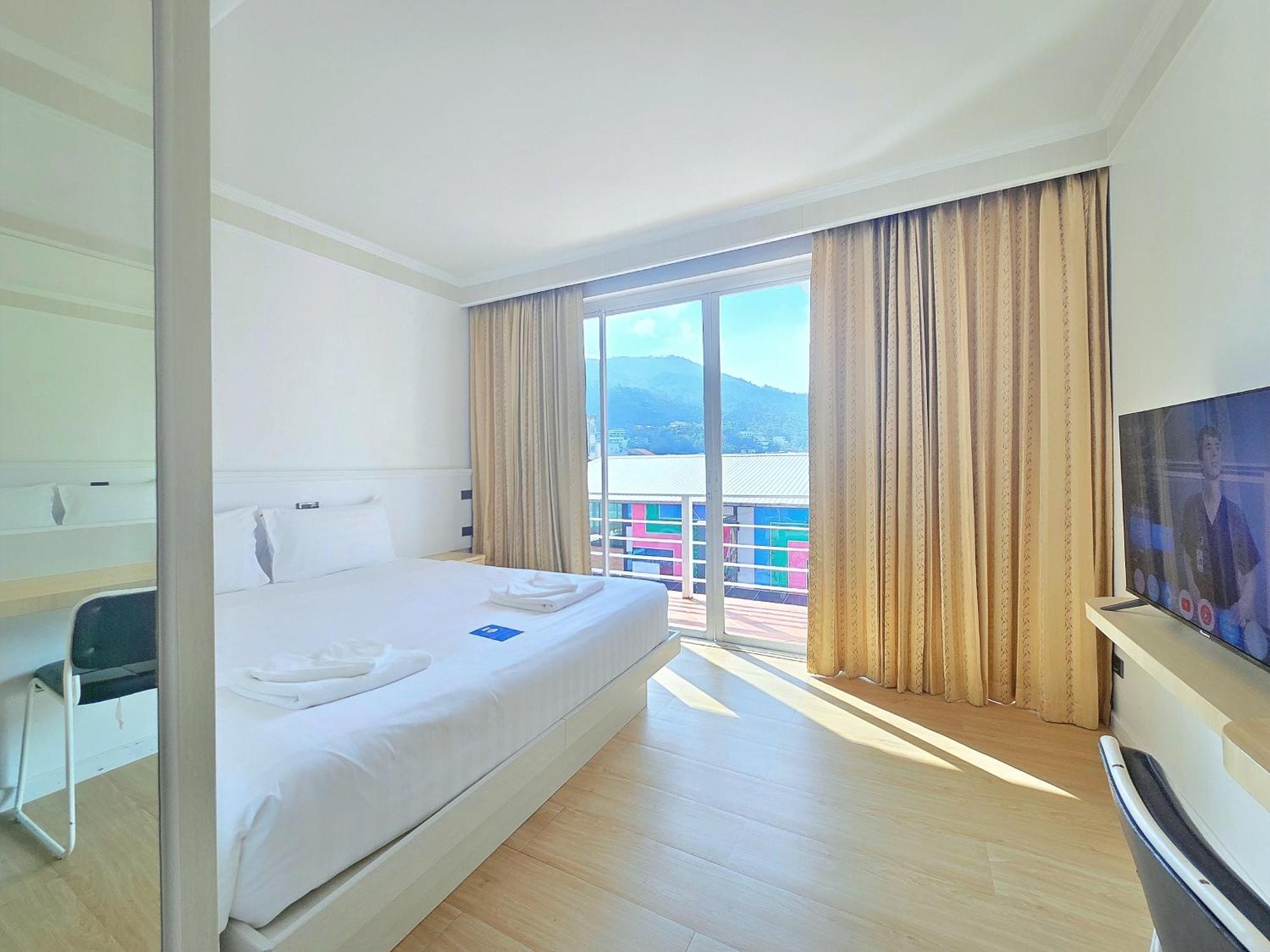 Sira Boutique Residence - Newly Renovated Patong Kültér fotó