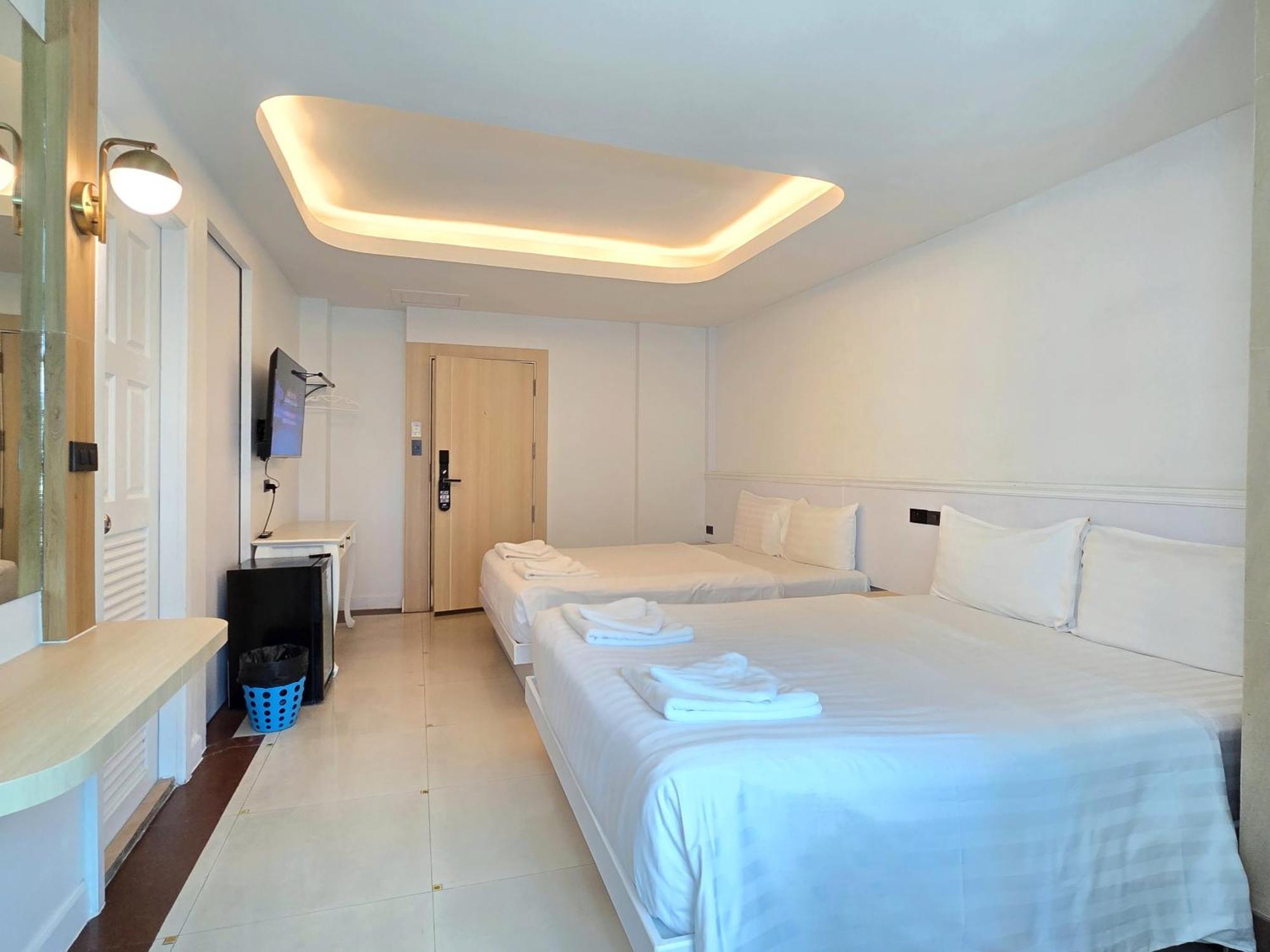 Sira Boutique Residence - Newly Renovated Patong Kültér fotó